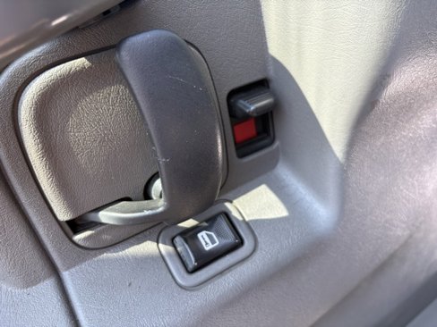 Used 2016 GMC Savana 3500 image 13