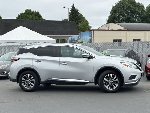 Used 2017 Nissan Murano S image 5