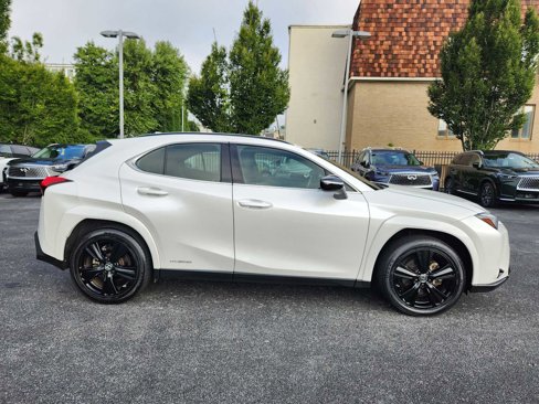 Used 2021 Lexus UX 250h w/ Premium Package image 6