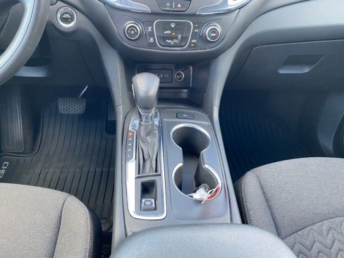 Used 2022 Chevrolet Equinox LT image 15