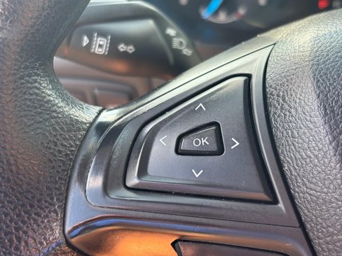 Used 2020 Ford Edge SE image 20