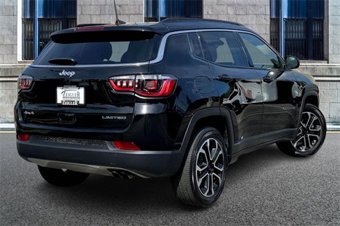 Used 2022 Jeep Compass Limited image 12