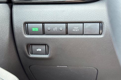New 2025 Nissan Sentra SV w/ Trunk Package image 30