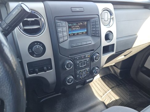 Used 2013 Ford F150 XLT w/ Luxury Equipment Group image 32