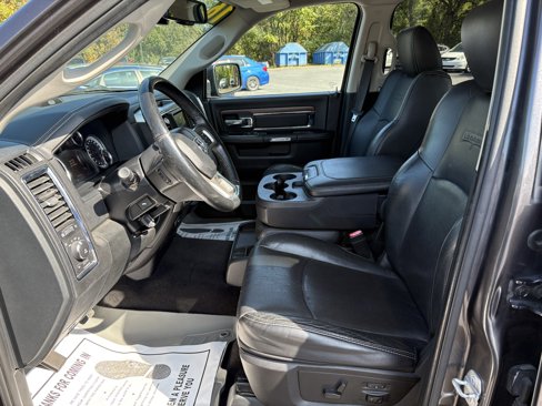 Used 2016 RAM 1500 Laramie w/ Convenience Group image 14