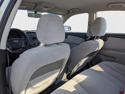 Used 2009 Kia Optima LX image 16