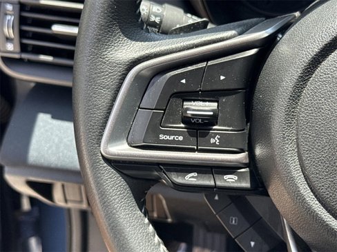 Used 2022 Subaru Outback Premium image 33