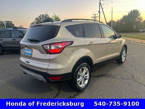 Used 2018 Ford Escape SE w/ SE Sync 3 Package image 5