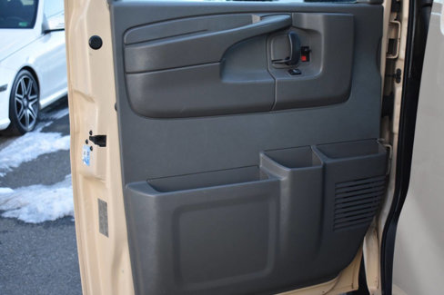 Used 2014 Chevrolet Express 2500 image 11