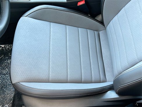 New 2025 Volkswagen Jetta SE image 18