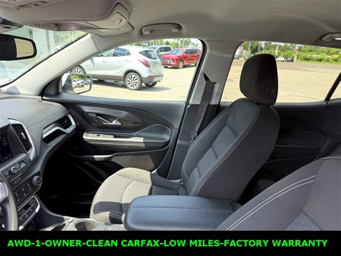 Used 2024 GMC Terrain SLE image 14