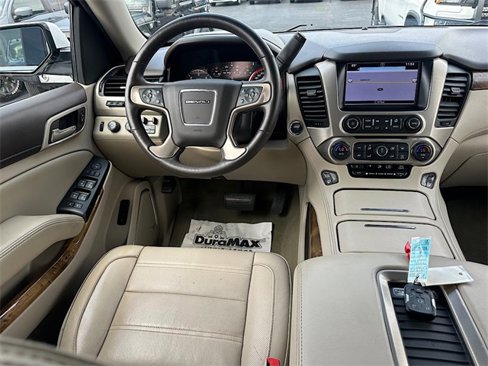 Used 2016 GMC Yukon Denali w/ Open Road Package image 17