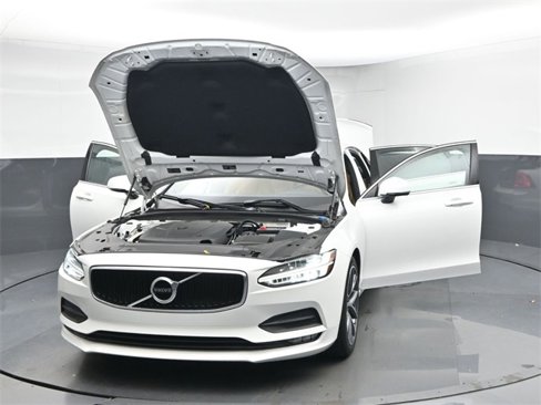 Used 2019 Volvo S90 T6 Momentum image 52