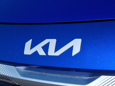 Used 2023 Kia Seltos S image 4
