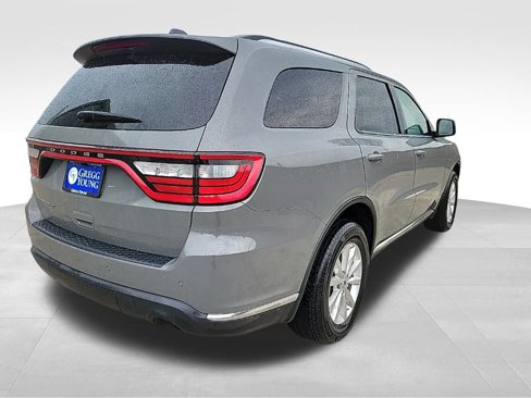 Used 2022 Dodge Durango SXT image 7