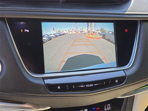 Used 2017 Cadillac XT5 FWD image 23