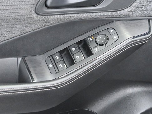 Used 2021 Nissan Rogue S image 11