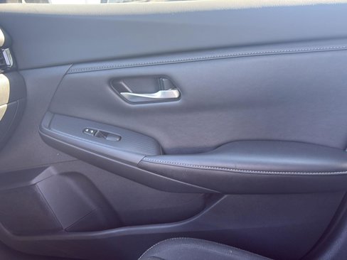 Used 2022 Nissan Sentra SV image 20