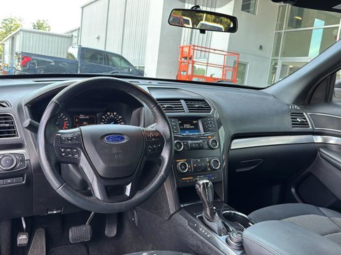Used 2019 Ford Explorer XLT w/ Class II Trailer Tow Package image 16