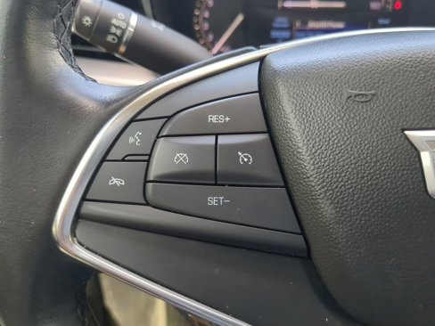 Used 2019 Cadillac XT5 Luxury image 25