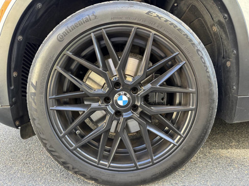 Used 2017 BMW X5 xDrive40e image 13