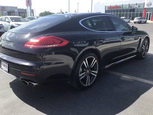 Used 2014 Porsche Panamera 4S image 4