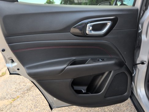 Used 2024 Jeep Compass Trailhawk image 31