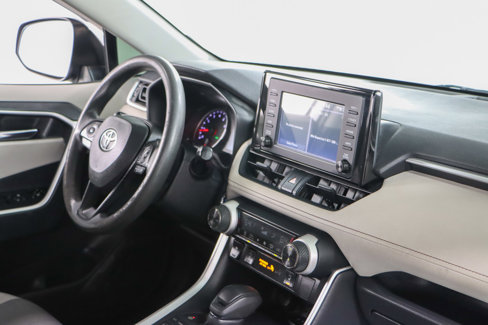 Used 2019 Toyota RAV4 XLE image 26