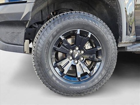 Used 2018 Chevrolet Colorado ZR2 w/ ZR2 Midnight Special Edition image 24