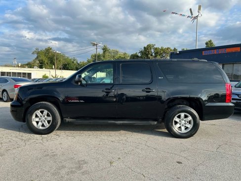Used 2013 GMC Yukon XL SLT image 2