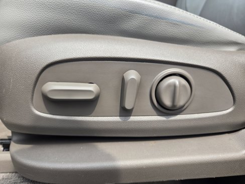 Used 2019 Chevrolet Traverse LT w/ LT Premium Package image 23
