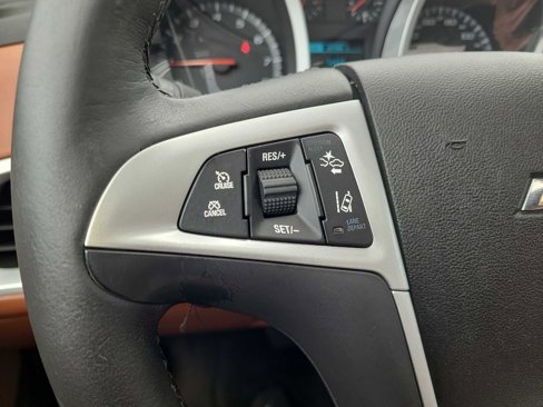 Used 2016 Chevrolet Equinox LTZ w/ Enhanced Convenience Package image 21