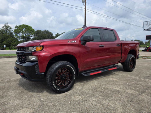 Used 2021 Chevrolet Silverado 1500 Custom Trail Boss w/ Safety Confidence Package image 2