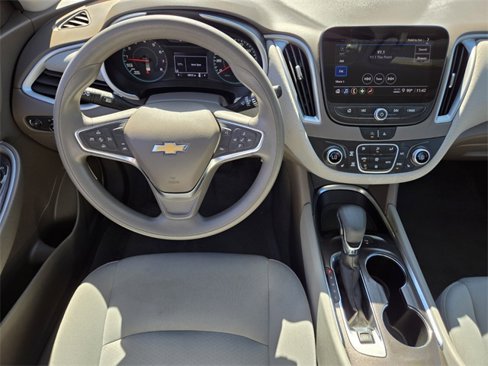 Used 2024 Chevrolet Malibu LT image 12