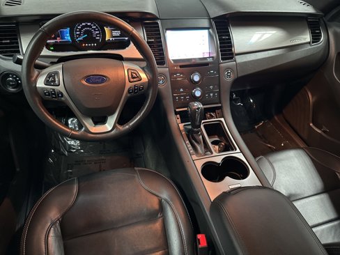 Used 2018 Ford Taurus SEL w/ Equipment Group 201A image 12