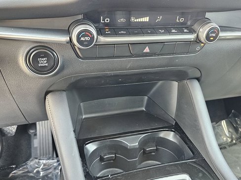 Certified 2025 MAZDA MAZDA3 s image 30