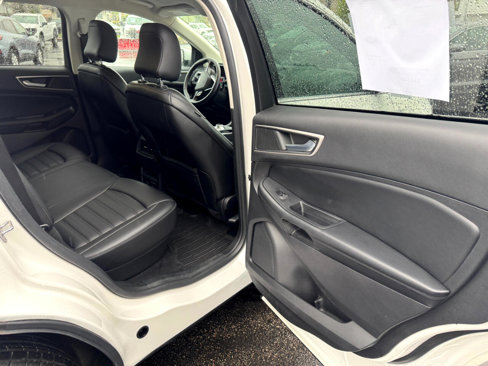Used 2022 Ford Edge SEL w/ Convenience Package image 25