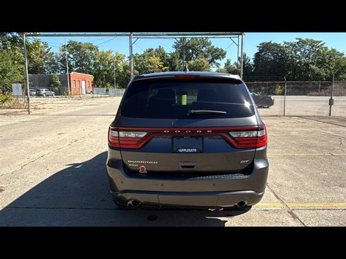 Used 2017 Dodge Durango GT image 31