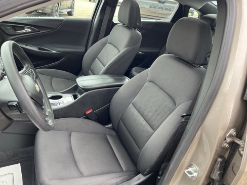 Used 2024 Chevrolet Malibu LT image 22
