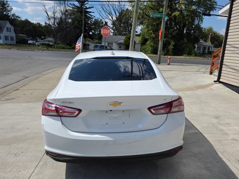 Used 2021 Chevrolet Malibu LT image 9