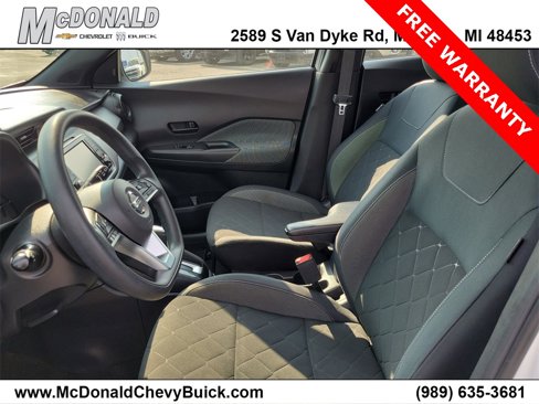 Used 2020 Nissan Kicks S image 5
