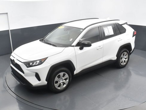 Used 2019 Toyota RAV4 LE image 19