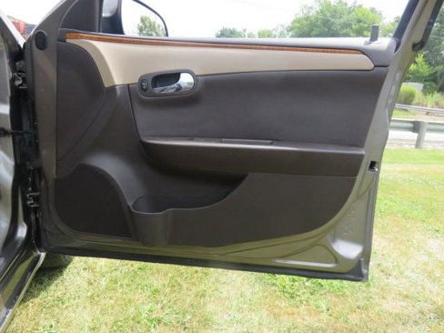 Used 2010 Chevrolet Malibu LT w/ HFV6 Engine Package image 17