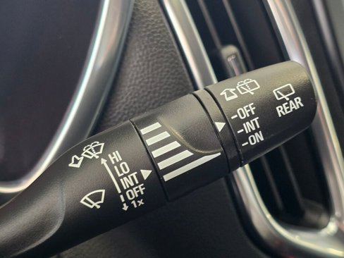 Used 2024 Chevrolet Equinox LT image 31