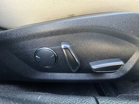 Used 2018 Ford Fusion Titanium image 35