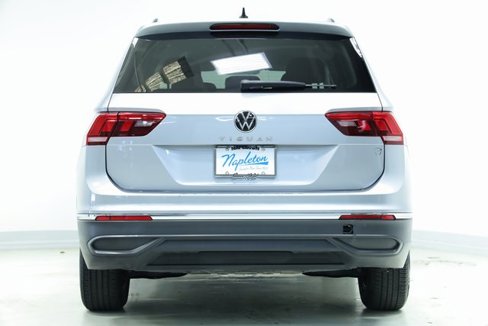 Used 2022 Volkswagen Tiguan S image 6