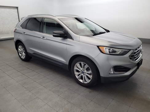 Used 2020 Ford Edge Titanium image 11