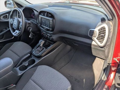 Used 2020 Kia Soul S image 18