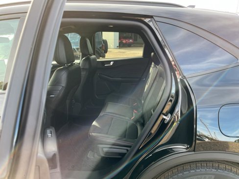 New 2025 Ford Escape ST-Line w/ Tech Pack #1 image 18