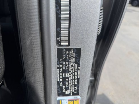 Used 2024 Kia Forte LXS image 27